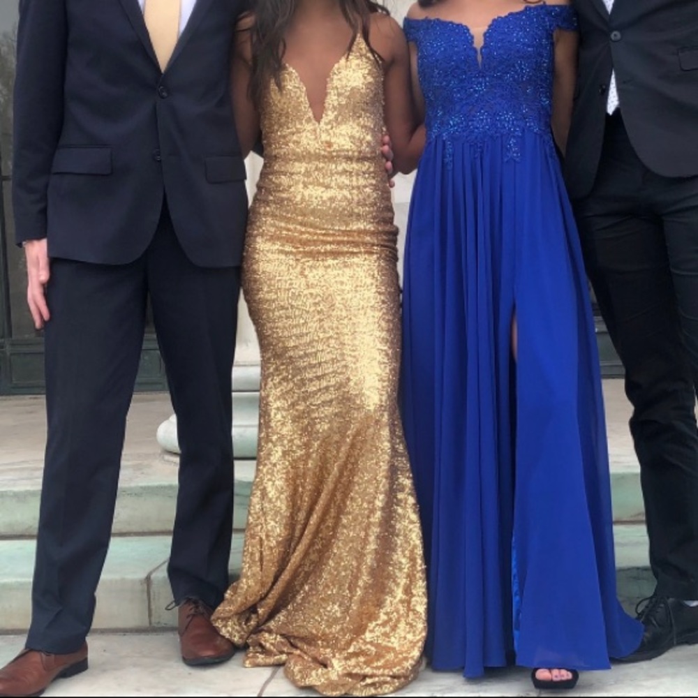 Prom dress - Picture 2 of 4